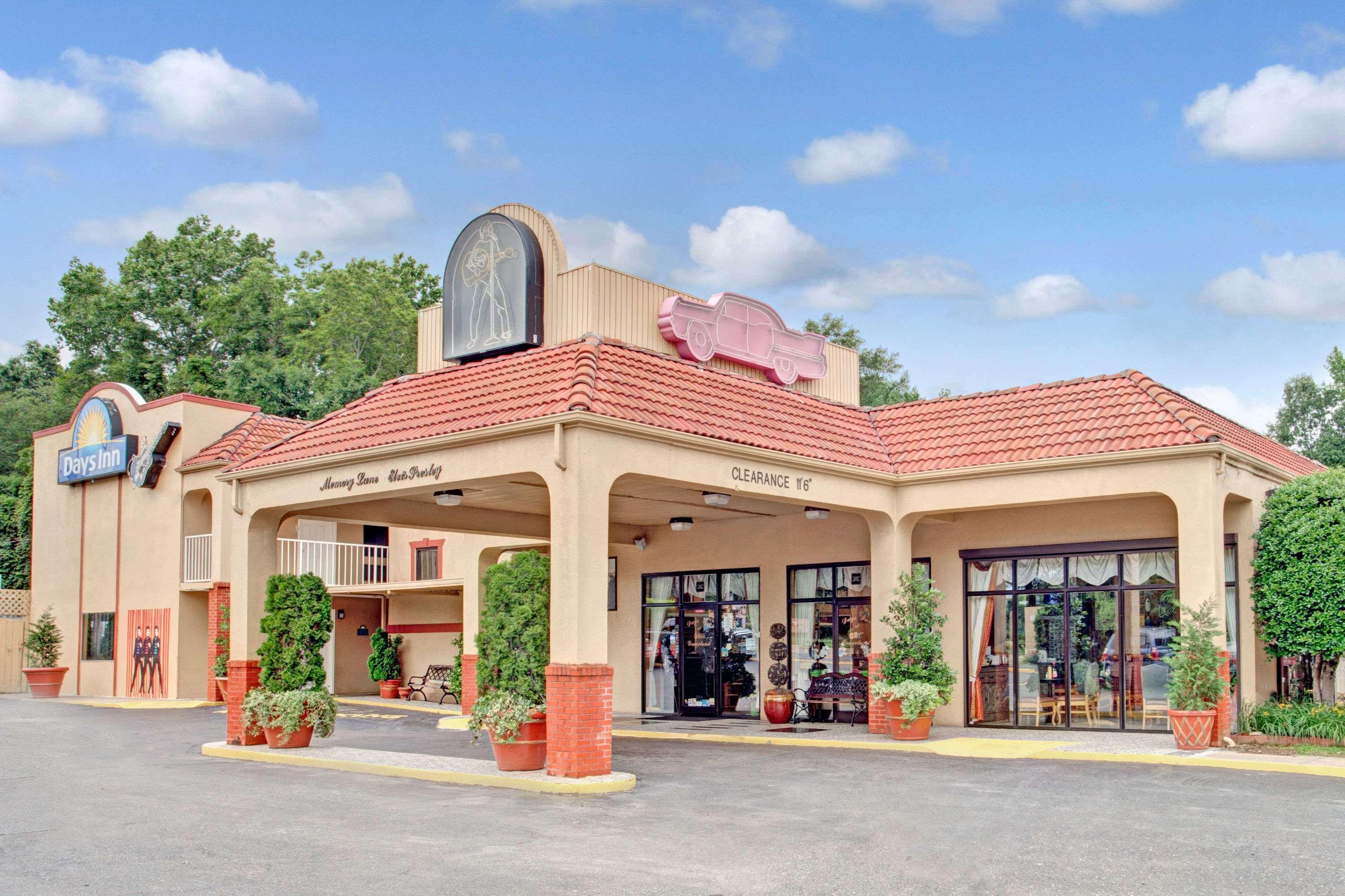 Days Inn By Wyndham Memphis At Graceland Bagian luar foto