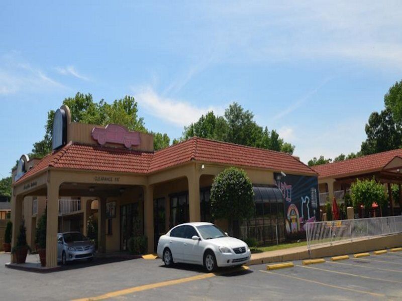 Days Inn By Wyndham Memphis At Graceland Bagian luar foto